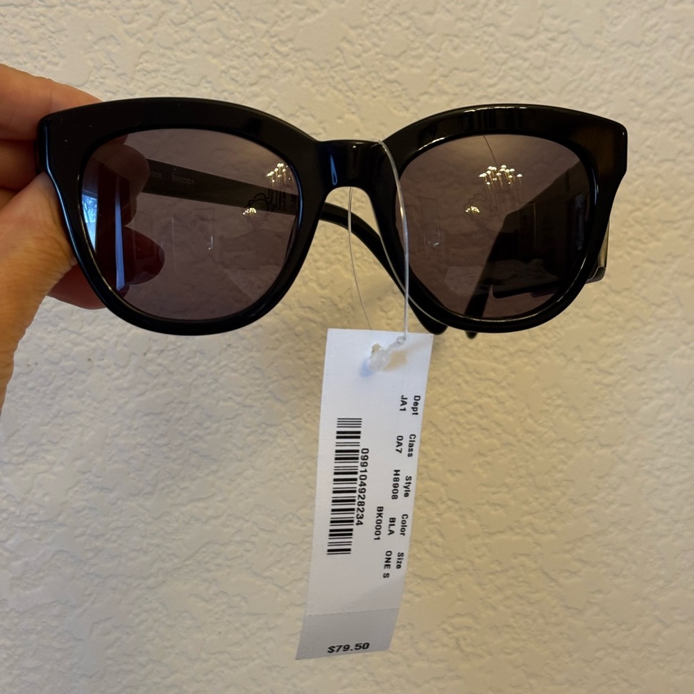 J. Crew Classic Black Sunglasses - Picture 3 of 16
